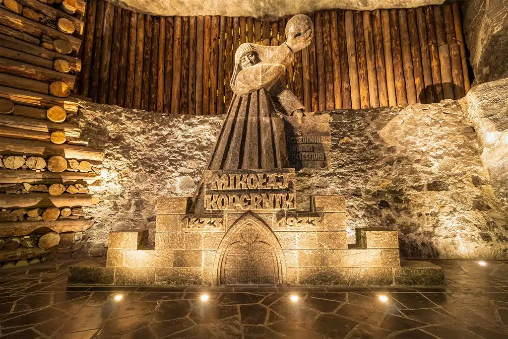Pomnik Kopernika w Kopalni Soli Wieliczka