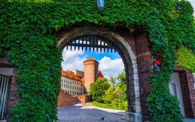 gate to wawel old town