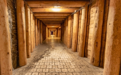 Old path in the Salt Mines